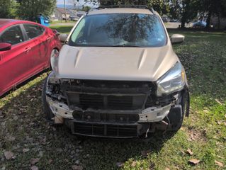 2017 Ford Escape SE - Exterior Front Center Image